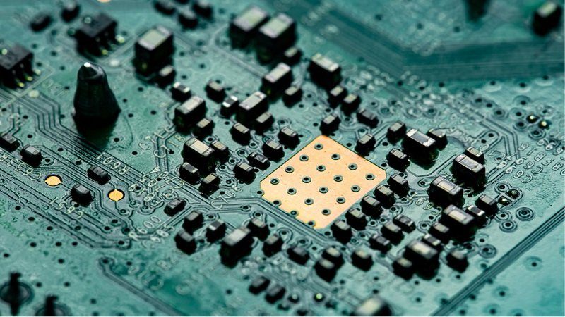 STM32与普通单片机：性能与功能的深度解析